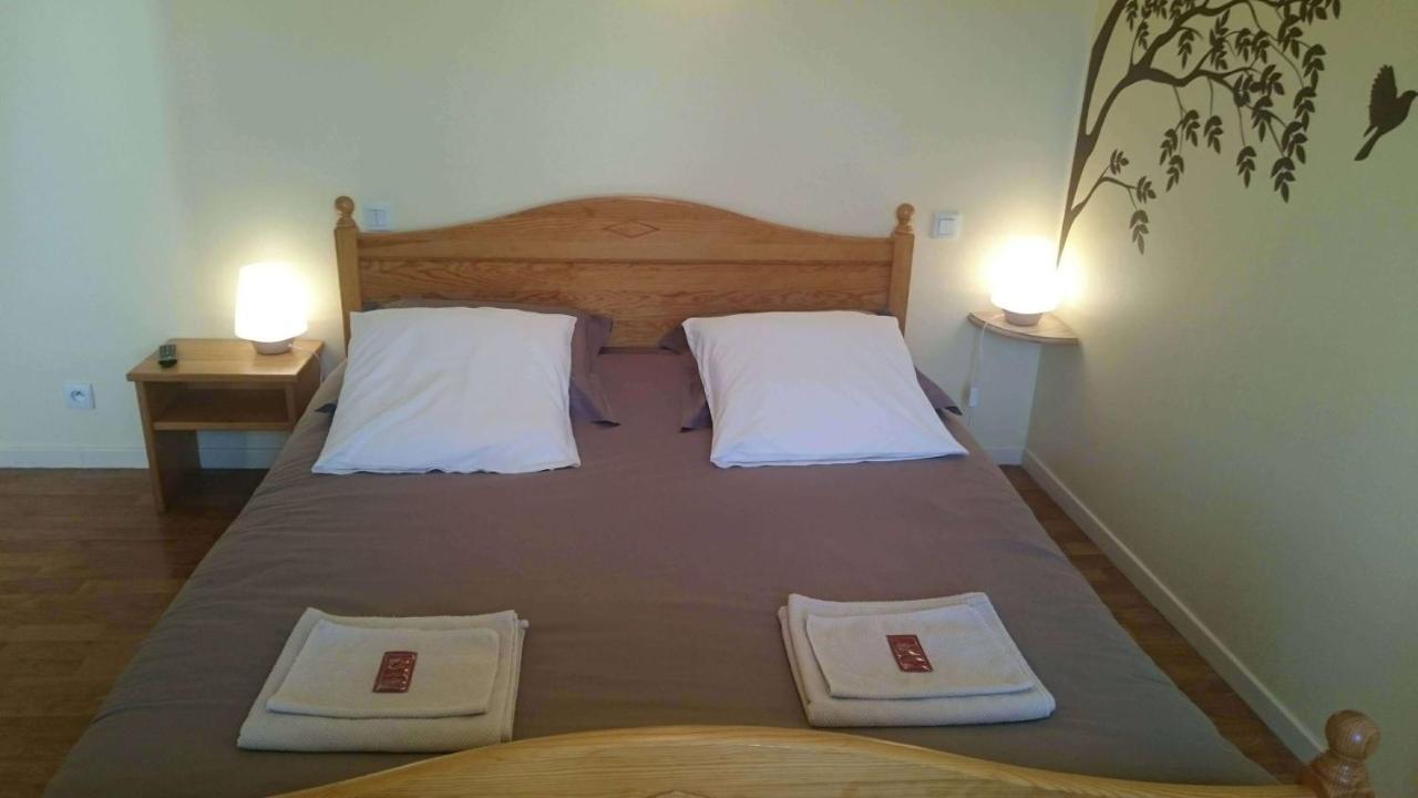 Chambres D'Hotes De L'Auberge L'Astrassadou Rezentieres Экстерьер фото