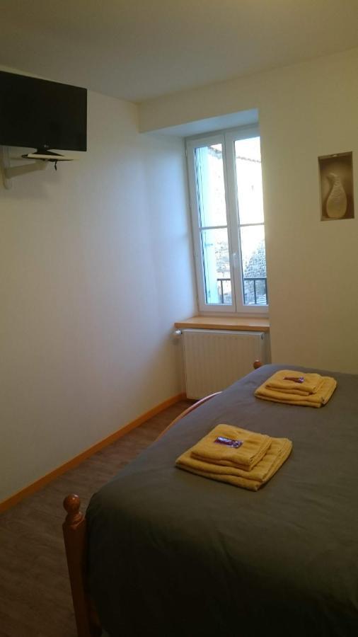 Chambres D'Hotes De L'Auberge L'Astrassadou Rezentieres Экстерьер фото