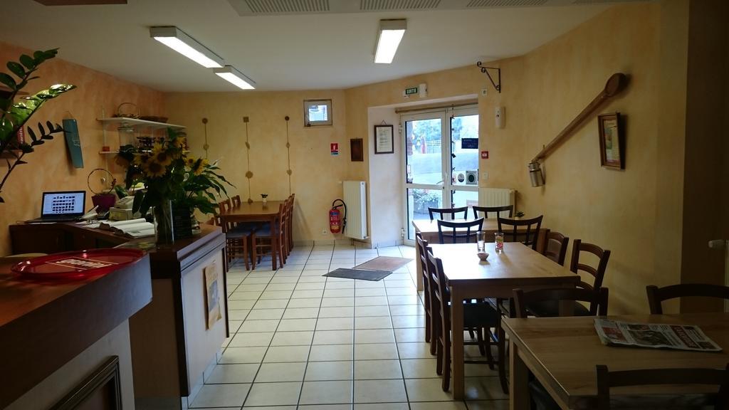 Chambres D'Hotes De L'Auberge L'Astrassadou Rezentieres Экстерьер фото
