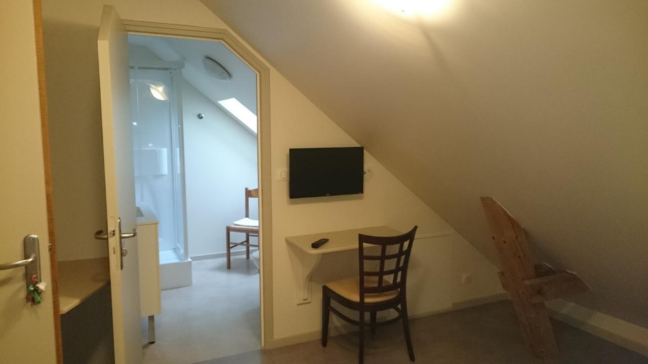 Chambres D'Hotes De L'Auberge L'Astrassadou Rezentieres Экстерьер фото